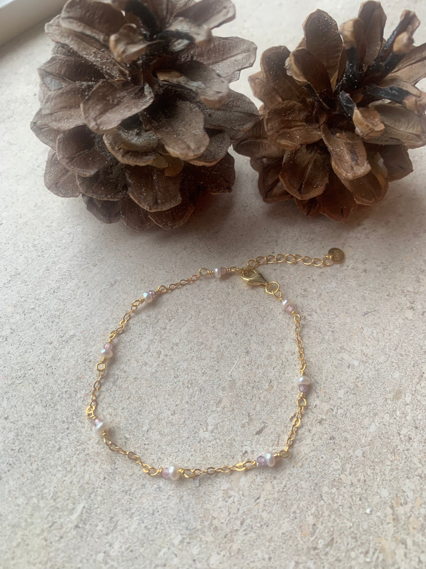 Månedens smykke + gave